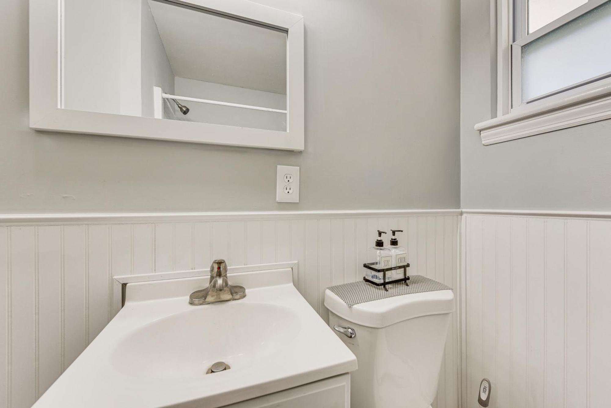 Updated Charlotte Home With Yard About 3 Mi To Uptown! Exteriér fotografie