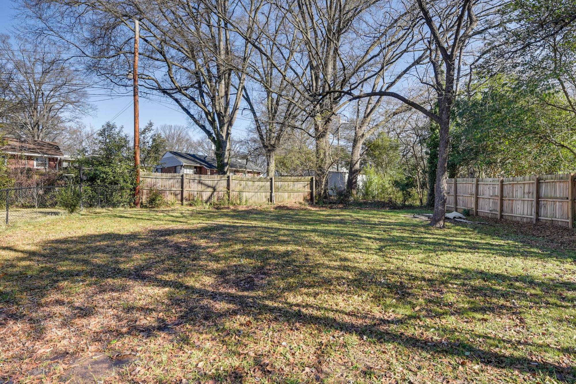 Updated Charlotte Home With Yard About 3 Mi To Uptown! Exteriér fotografie