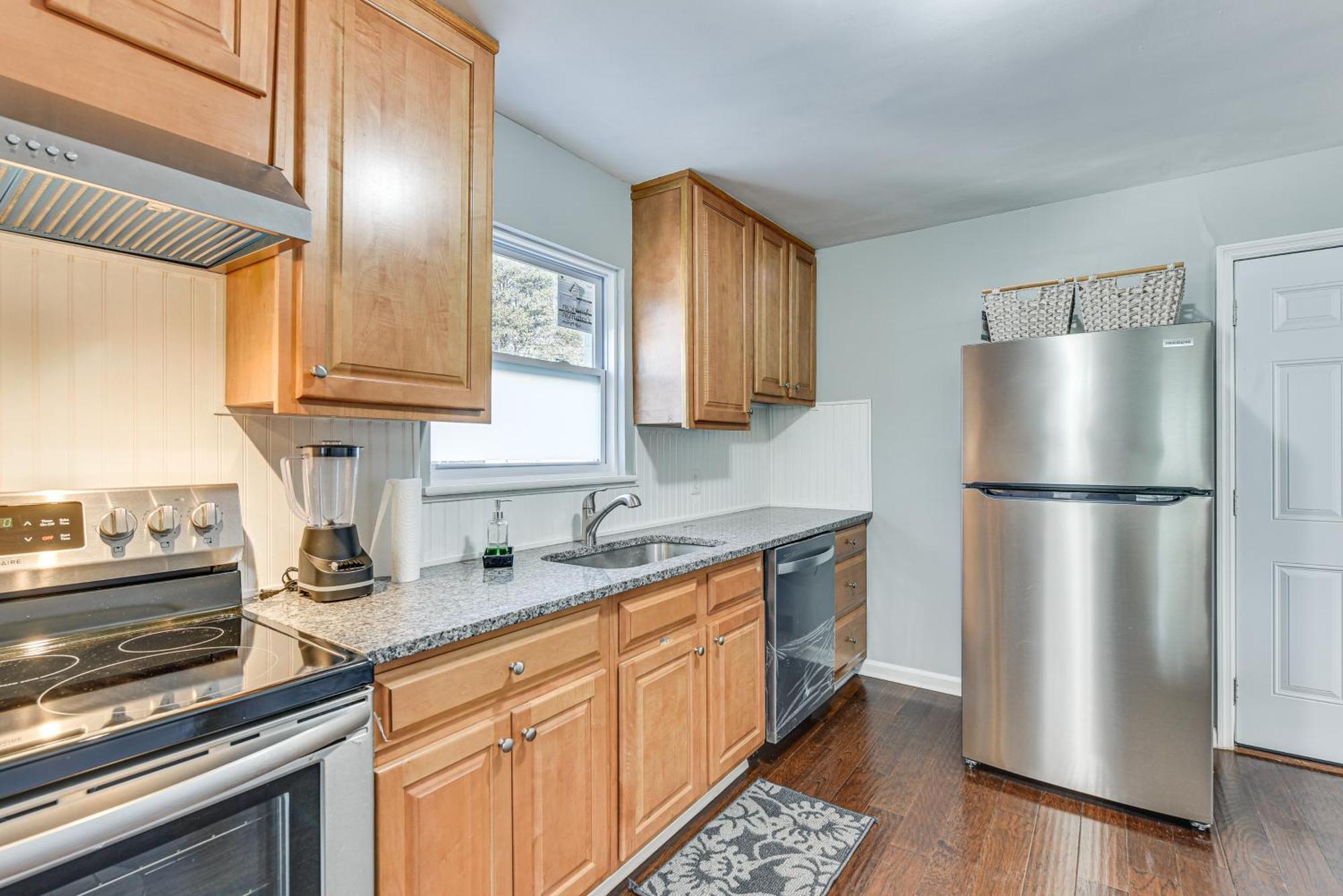 Updated Charlotte Home With Yard About 3 Mi To Uptown! Exteriér fotografie